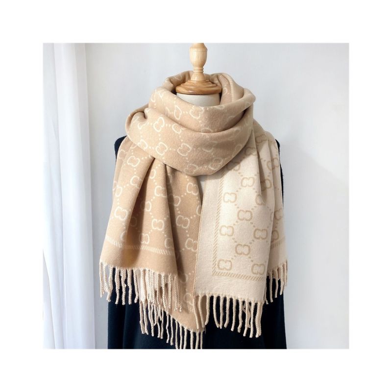 Skjerf beige toner